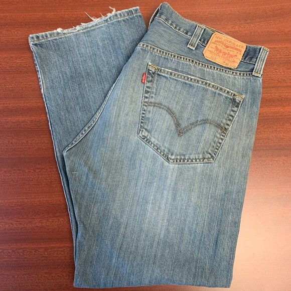 Vintage Men's 501 Levi's High Waisted Mom Jeans